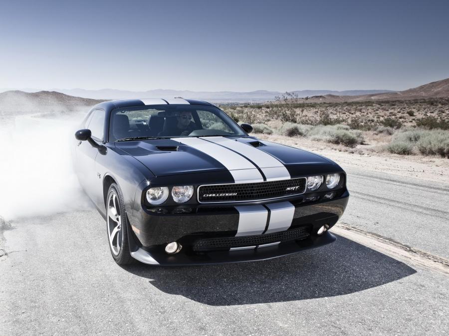  Dodge Challenger SRT8 392 2010 года  (фото 4 из 25)